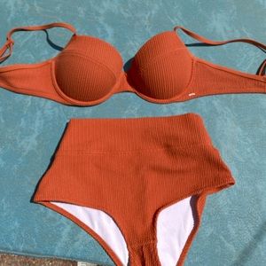 Victoria’s Secret bikini